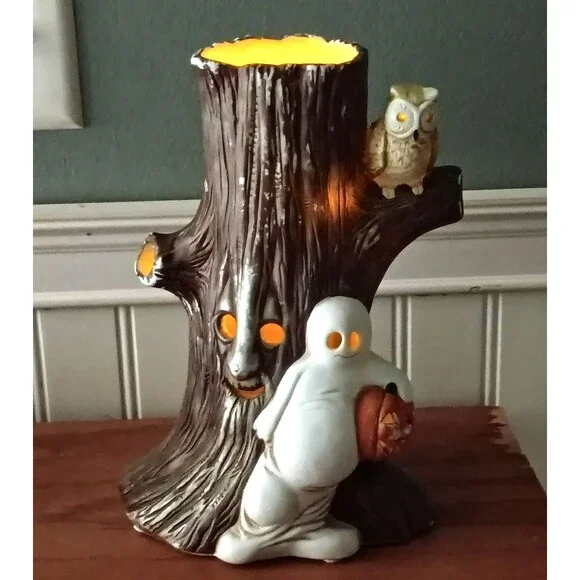 Vintage Ceramic Hand Painted Spooky Tree With Owl & Ghost Holding a Pumpkin Fig - Picture 3 of 15